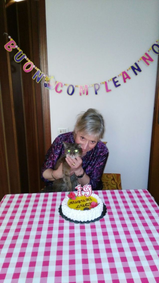 al compleanno di Lucy