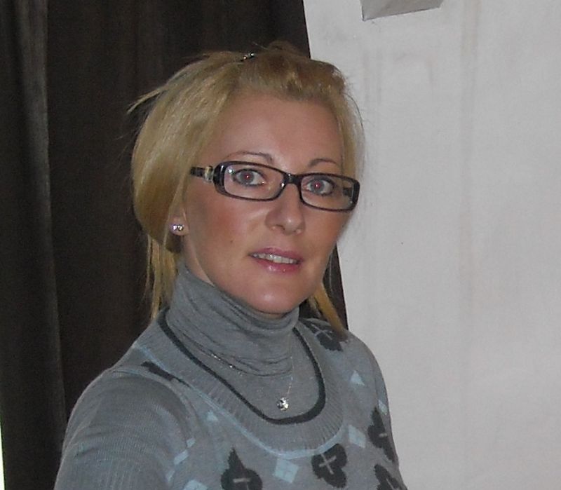 Cercasi cucciolo MASCHIO in regalo o rimborso spese:in alternativa labrador retriver o bulldog inglese o boxer (anche bianco)