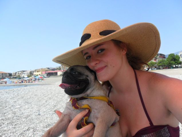 riposino sotto l'ombrellone