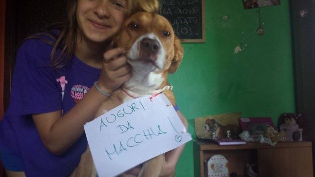Macchia fa gli auguri a mamma!