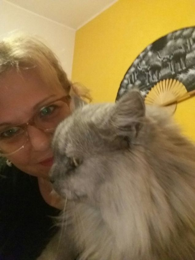 Noi... siamo uguali nell' amore che ci lega 