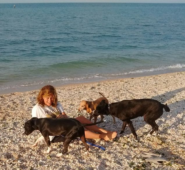 JHONNY QUEEN E MINNIE IN SPIAGGIA